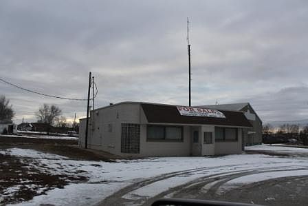 1st image of 311 W Grand Ave
