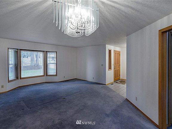 4th image of 3148 Donnelly Dr SE