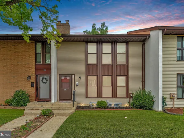 176 Canterbury Ct, East Windsor, NJ 08520