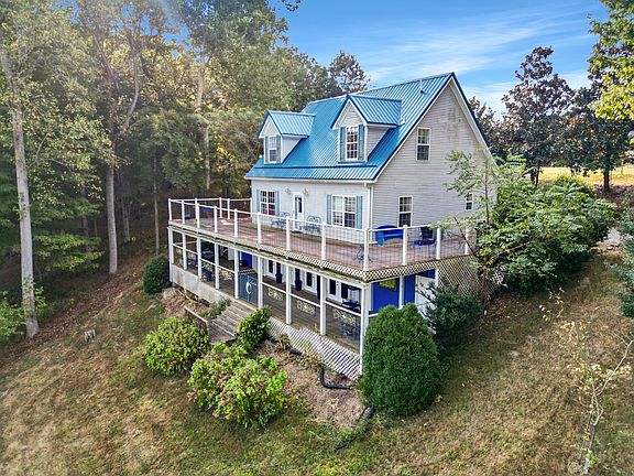2nd image of 208 Goose Creek Dr