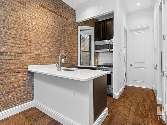 3rd image of 506 E 84th St APT 5FE