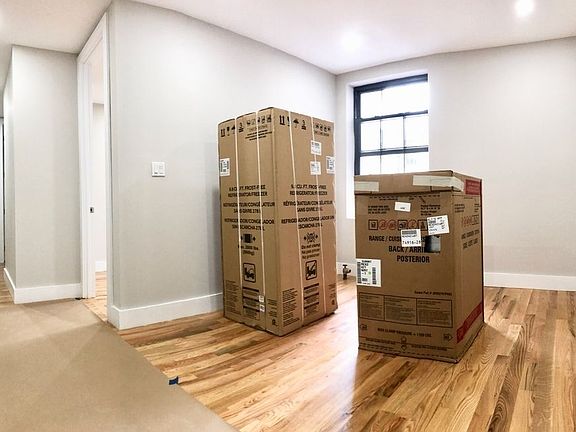 2nd image of 2511 Newkirk Ave APT D5