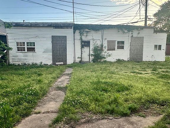 5th image of 304 6th Street