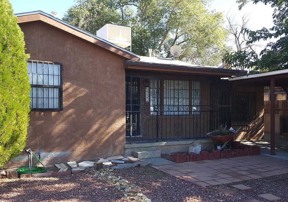 1st image of 1220 Buena Vista Dr SE