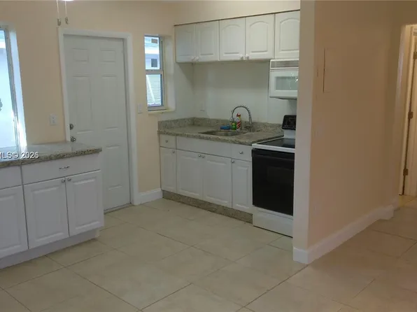 1926 Rodman St, Hollywood, FL