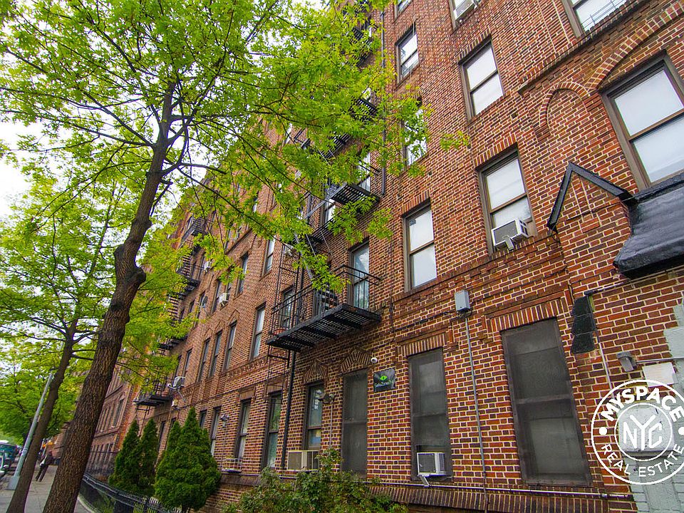 2nd image of 947 Montgomery St APT 4B