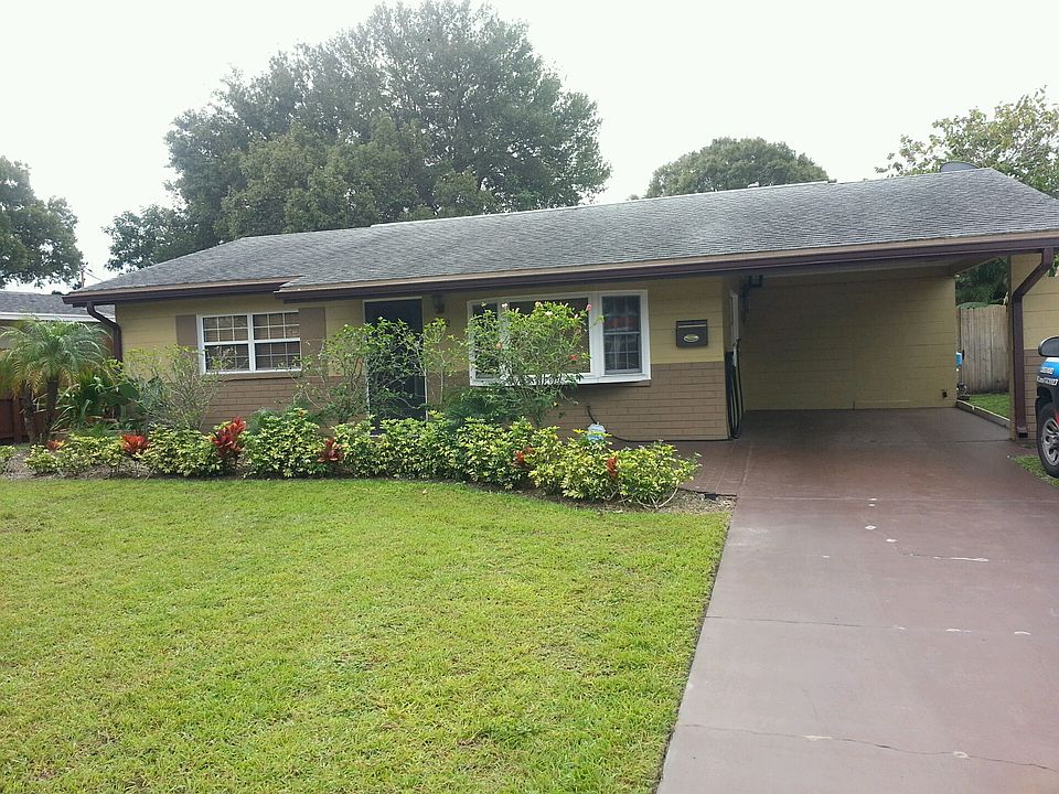 1st image of 832 75th Ave N