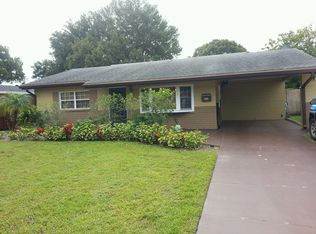 832 75th Ave N, Saint Petersburg, FL 33702