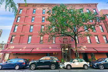 184 West 10th Street in West Village