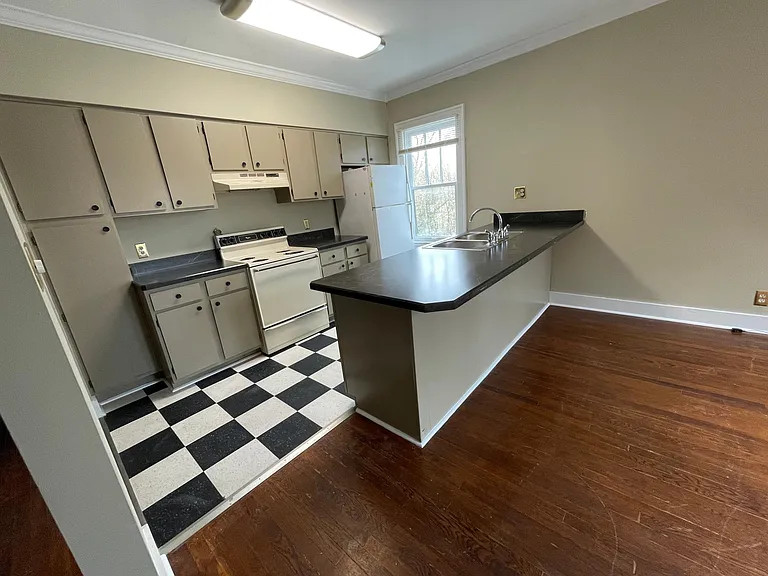 1808 Eastern Pkwy #8 — Photo 5