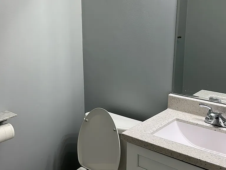13 Sunflower Cir #108 — Photo 5