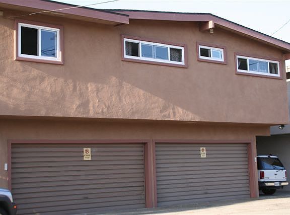 3rd image of 3952 W 178th St APT C