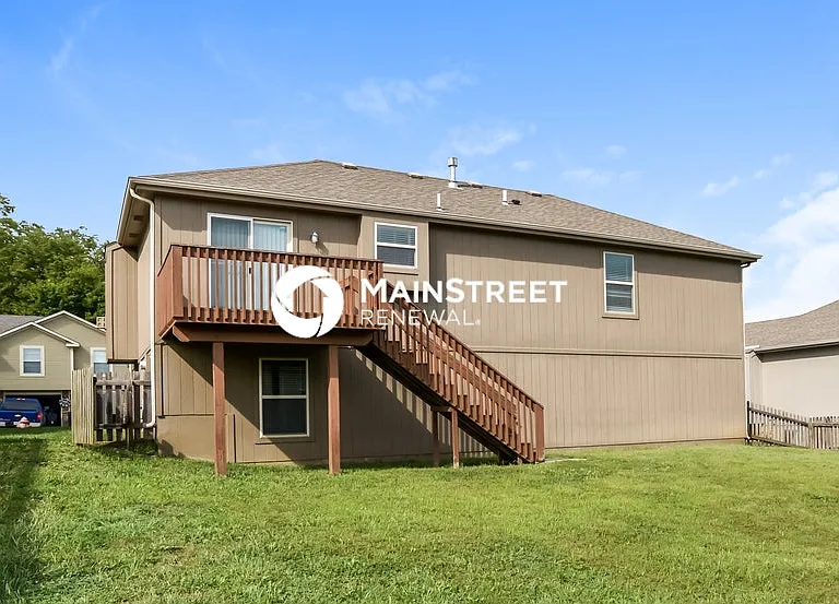 1411 NW Hilltop Ln — Photo 16
