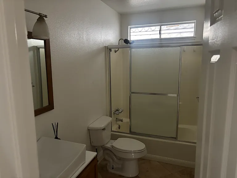 5631 Winchester Ct — Photo 19