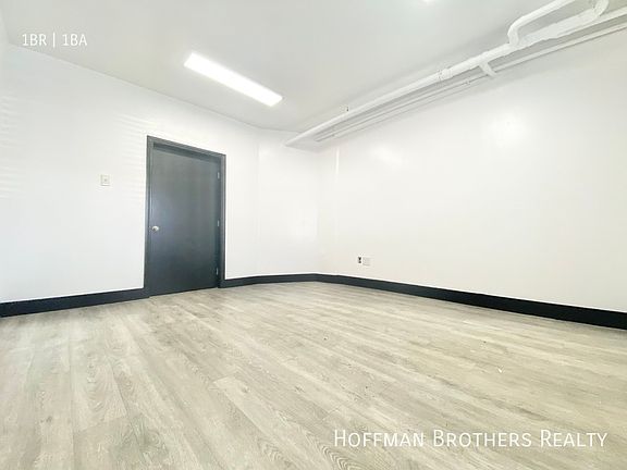 4th image of 436 E Avenue 28 #1/2