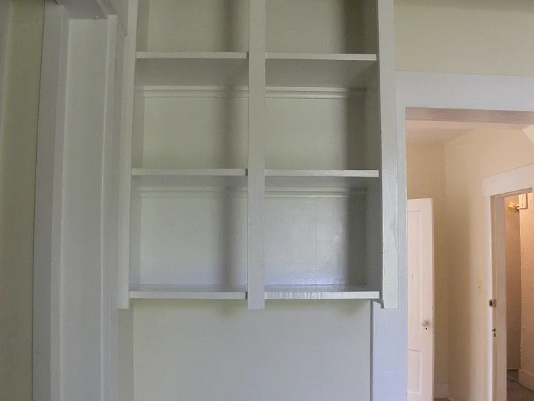 23 Seminary Hl — Photo 10