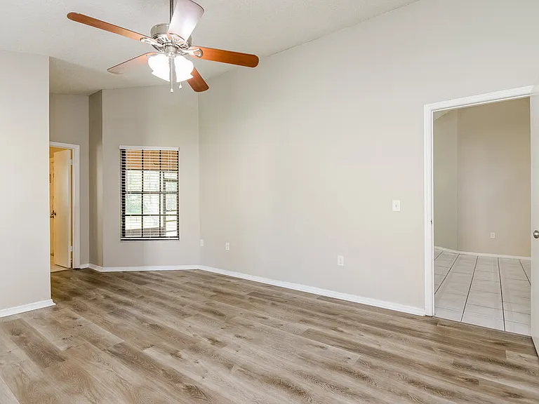 1657 Sunburst Way — Photo 12