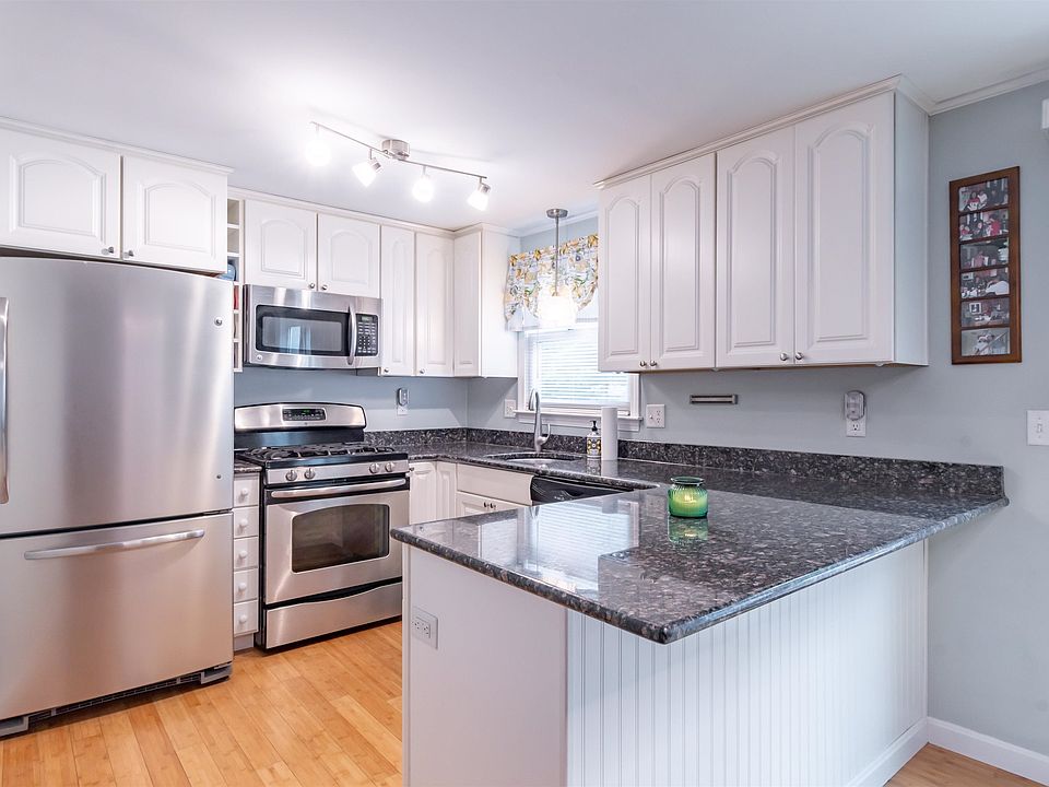 54 Bluestone Drive, Nashua, NH 03060 Zillow