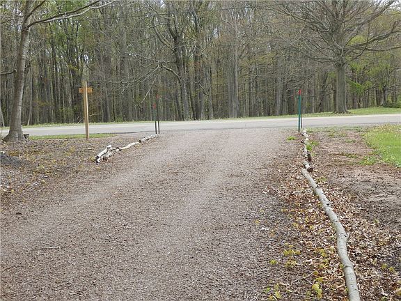 5th image of 4015 Greenville Rd