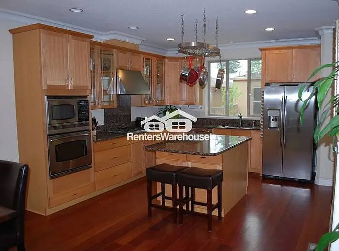 2070 S Pearl St — Photo 4
