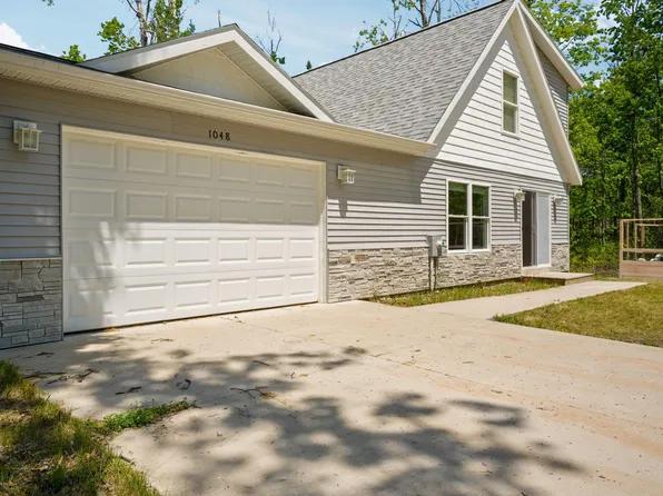 1048 Arrowhead Trl, Gaylord, MI 49735