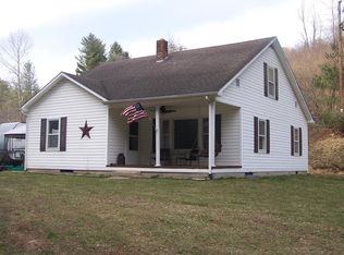 3242 Fox Creek Rd, Mouth Of Wilson, VA 24363