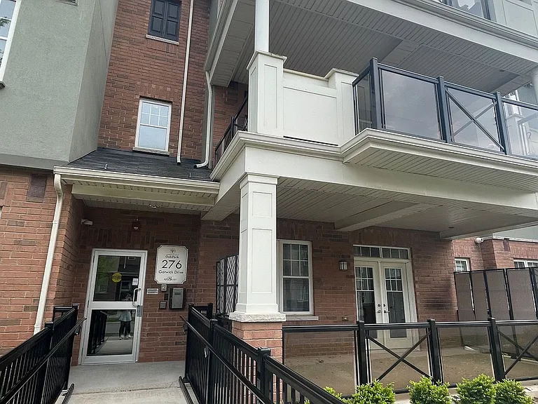 276 Gatwick Dr #101 — Photo 2