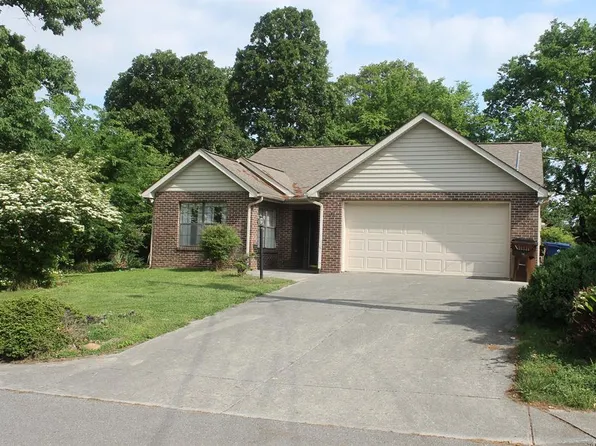 155 Oakleaf Cir, Jefferson City, TN 37760