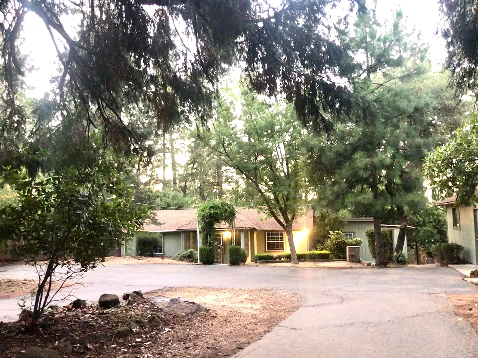 9208 Mosquito Rd photo 1