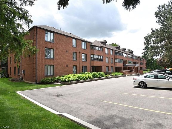 4th image of 150 Wilson St W #303