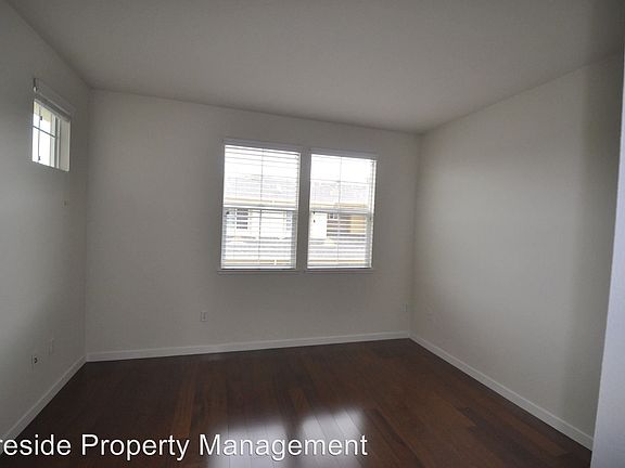 5th image of 594 N 7th St