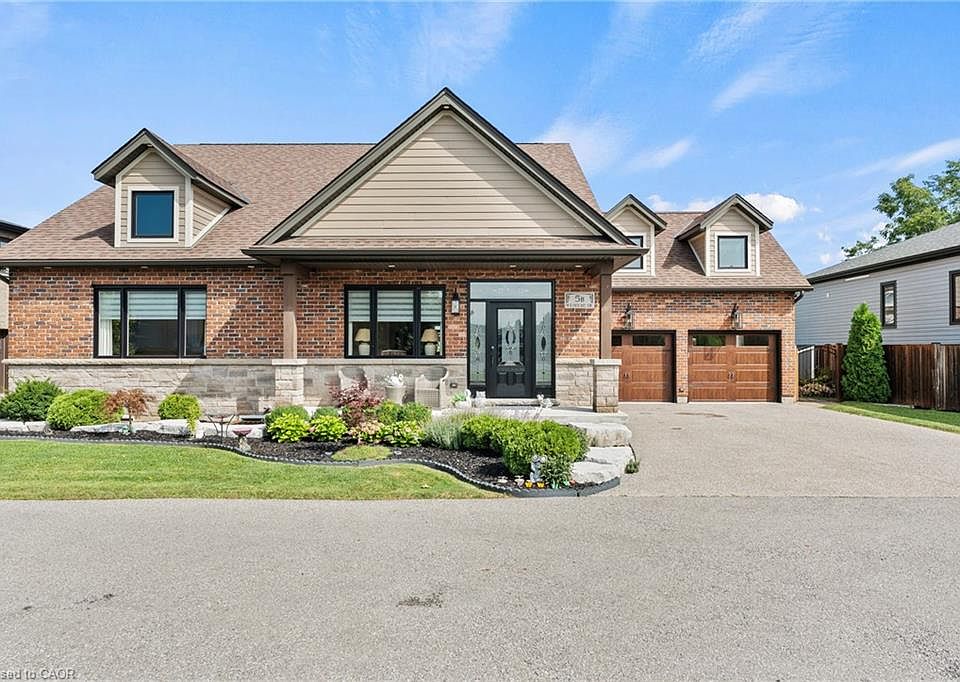 1st image of 5 Wilholme Dr