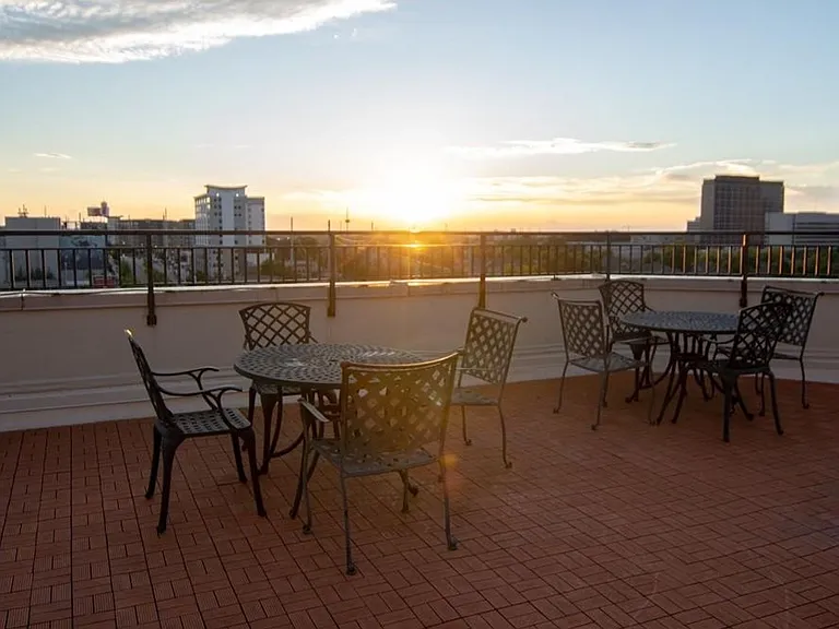 115 W Peachtree Pl NW #505 — Photo 18