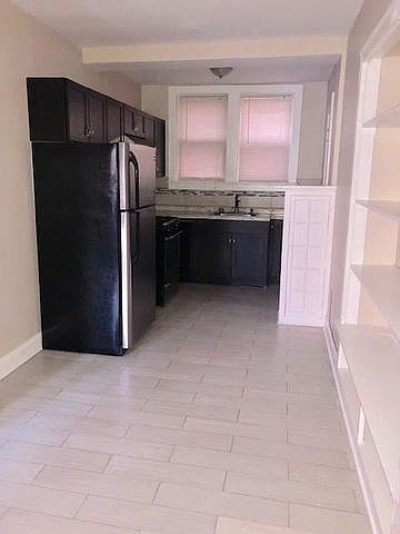 2nd image of 1064 W Thorndale Ave #1Q