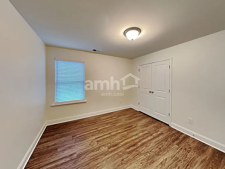 1410 Ashlyn Ct — Photo 22
