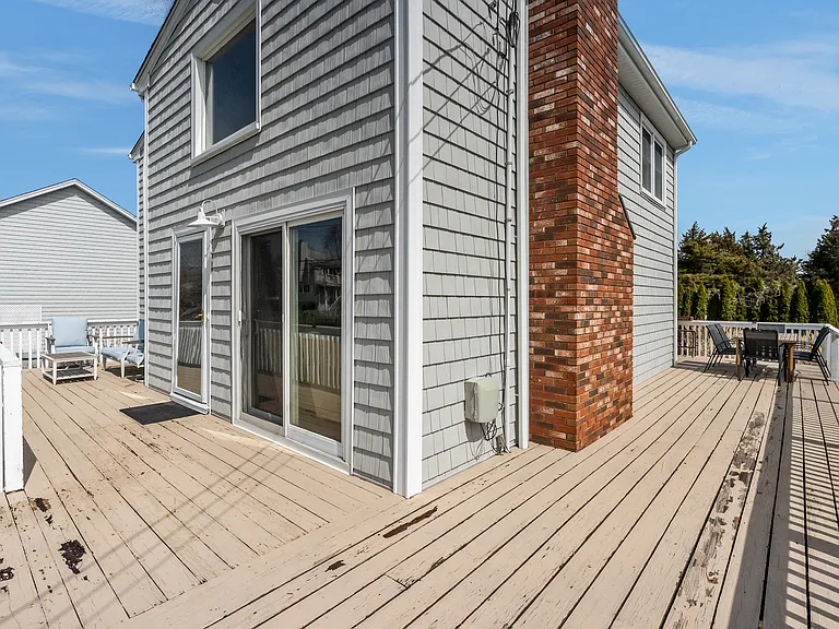 17 Clifford Dr — Photo 4