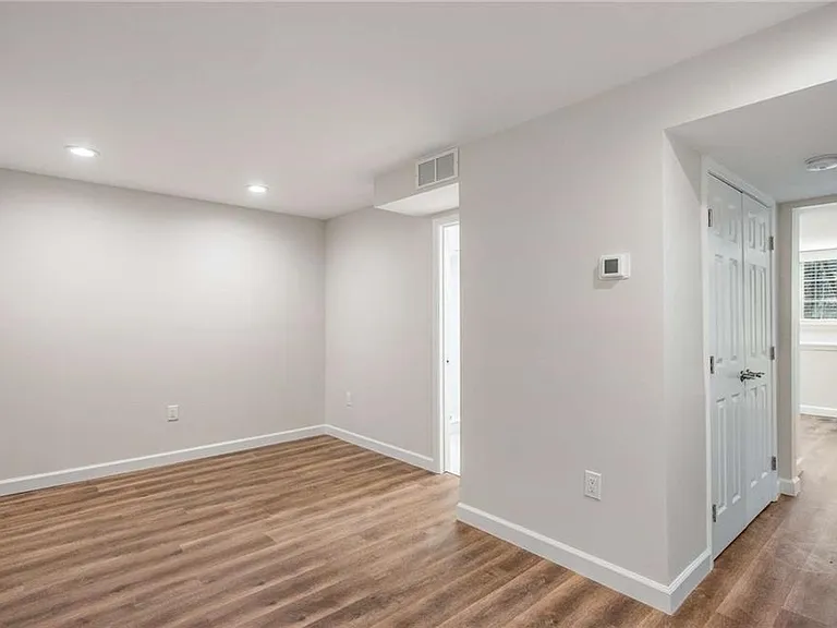 3412 Belleford Ct NE — Photo 28