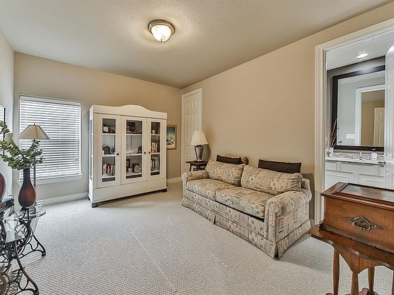 5th image of 2203 Hilshire Trail Dr