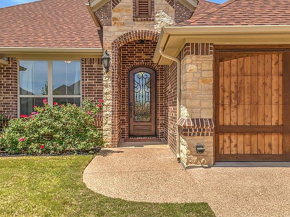 4th image of 1411 Joshua Way