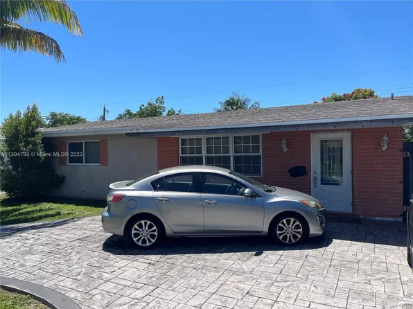 8140 NW 11th Ct, Hollywood, FL 33024