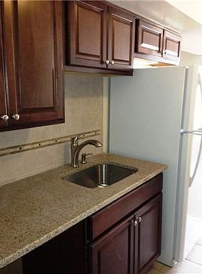 2nd image of 906 Green Hollow Dr #906