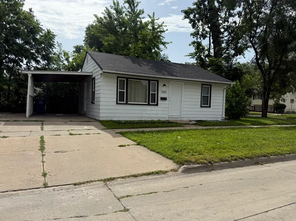 1431 E 27th St, Des Moines, IA 50317