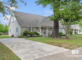 211 Fels Ave, Fairhope, AL 36532
