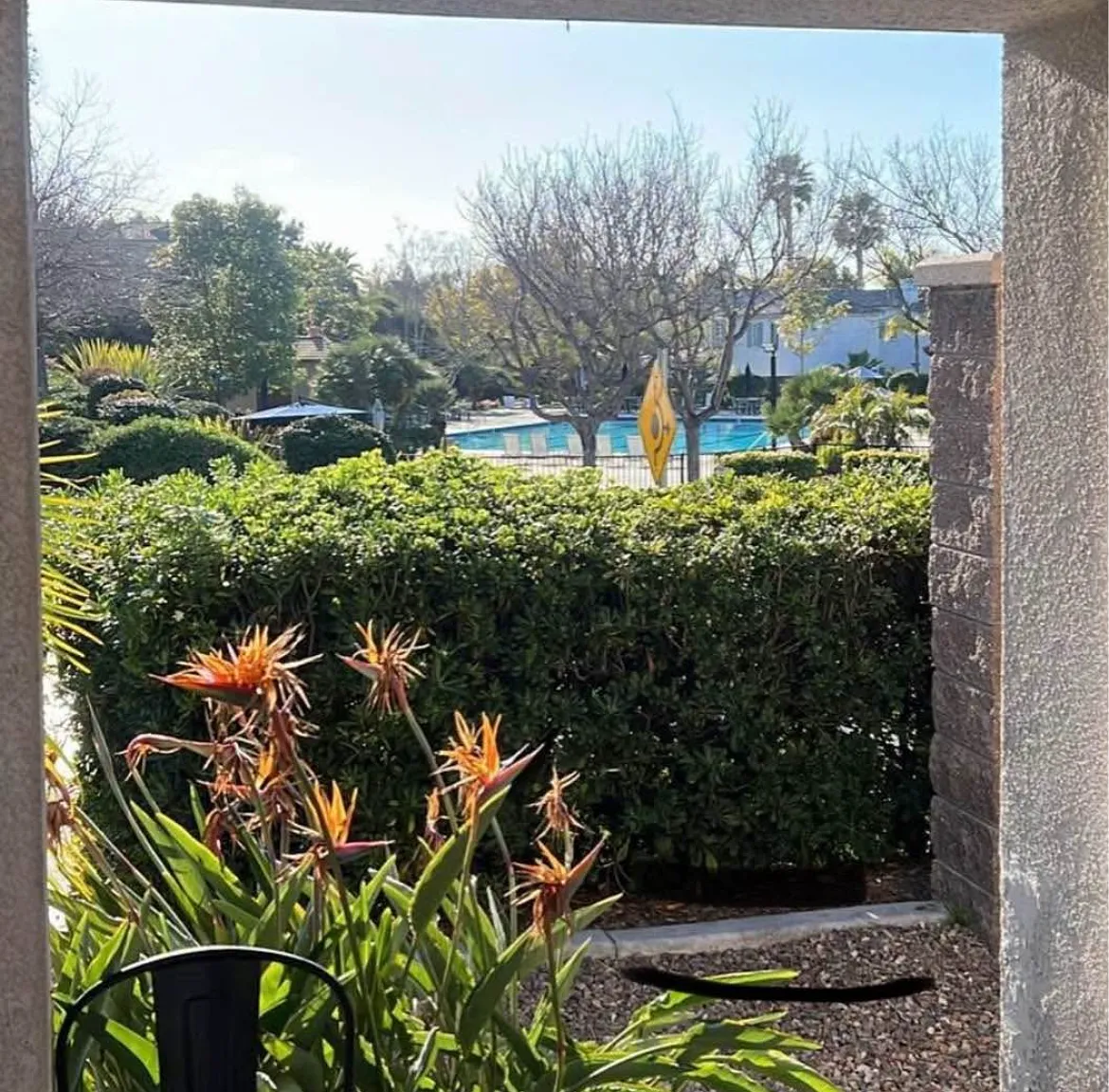 5 bed, 2.5 bath, 2099 sqft, $950 — Photo 2