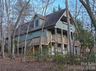 10 McMurray Ln, Black Mountain, NC 28711