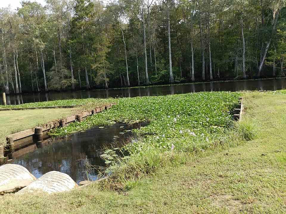 2nd image of Chene Blanc Ln