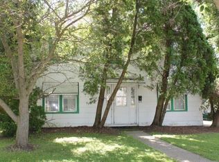 311 W Water St, Cambridge, WI 53523