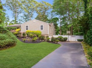 48 Randolph Drive, Dix Hills, NY 11746