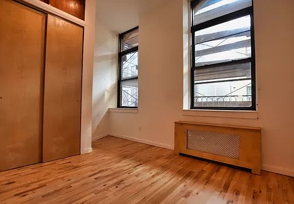 2nd image of 113 E 11th St #3R