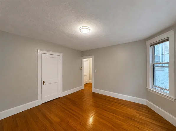 153 Summer St, Somerville, MA 02143